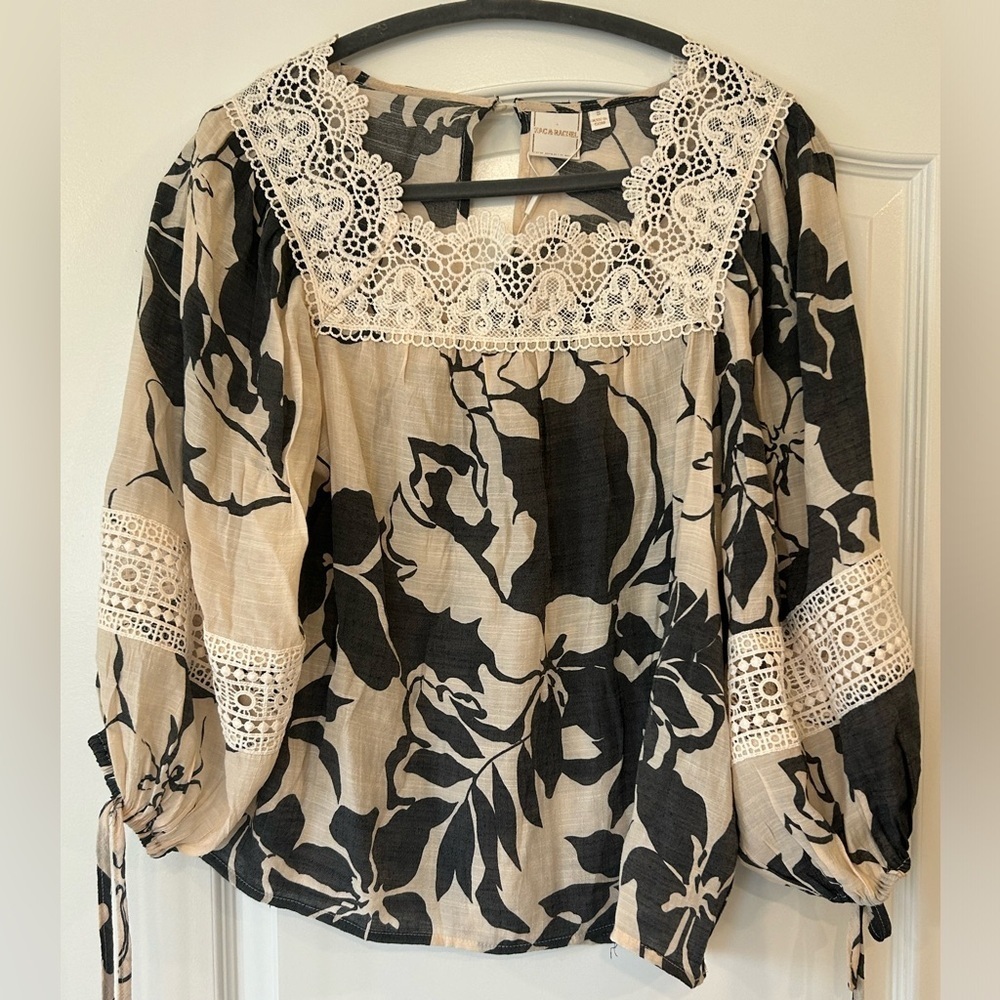 NWT Zac & Rachel Crochet Trim Balloon Sleeve Top Small